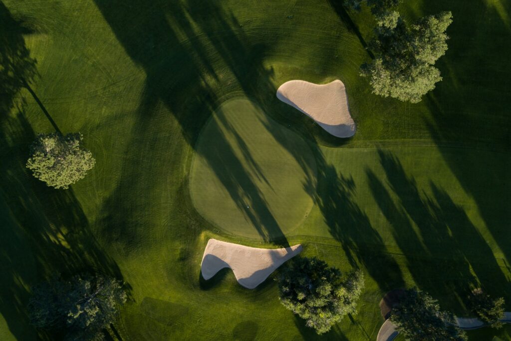 allan-nygren--xvKQuNtOhI-unsplash golf tour